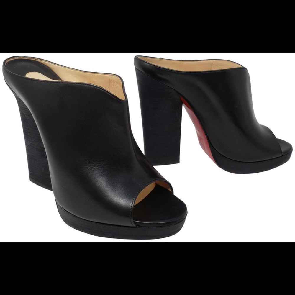Christian Louboutin “Roche” Mule in black calfskin